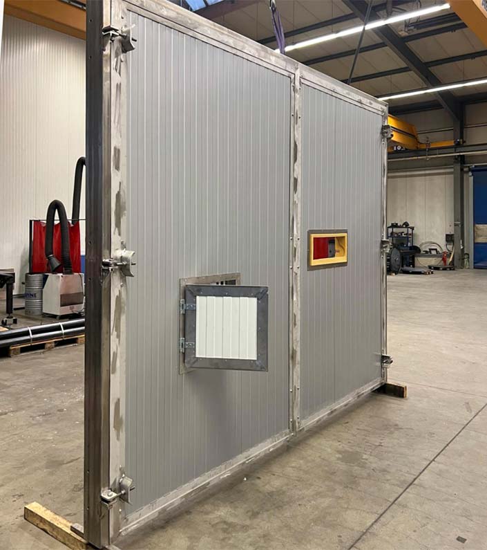Stalltor - HLT Laser Technik GmbH