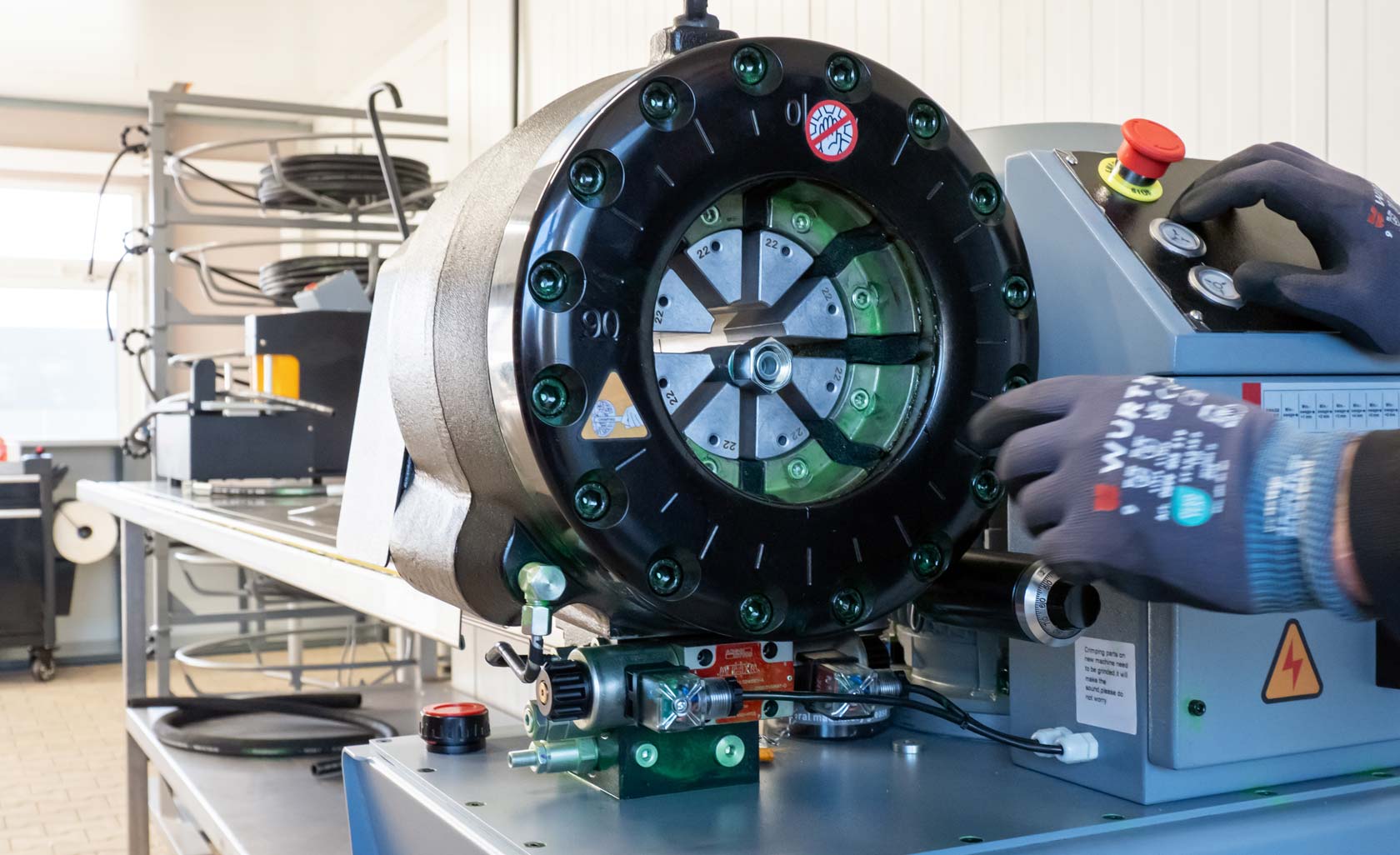 Hydraulikschläuche konfigurieren